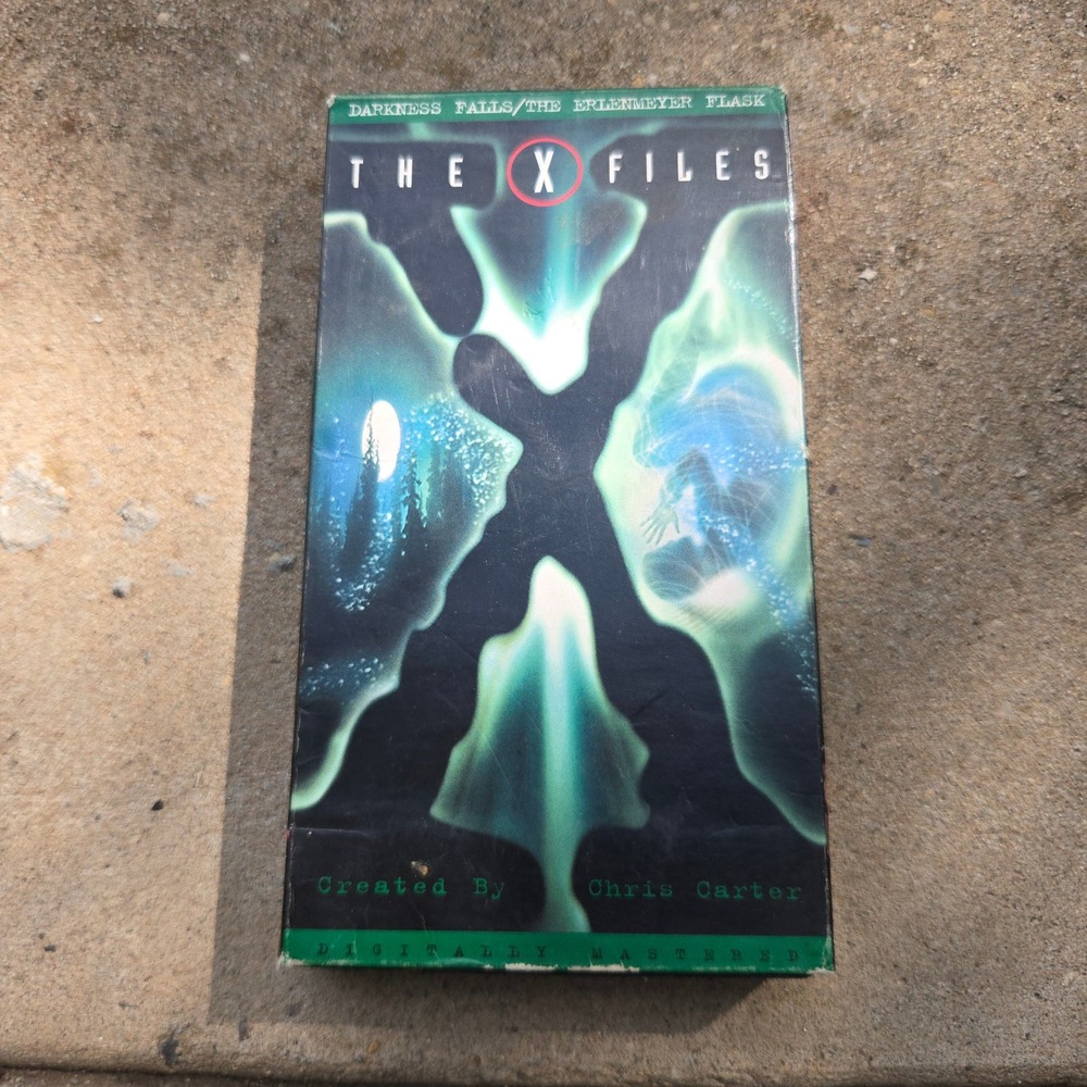 VTG The X Files VHS Tape Darkness Falls & Erlenmeyer Flask USA 1996 Fox‎ Studios